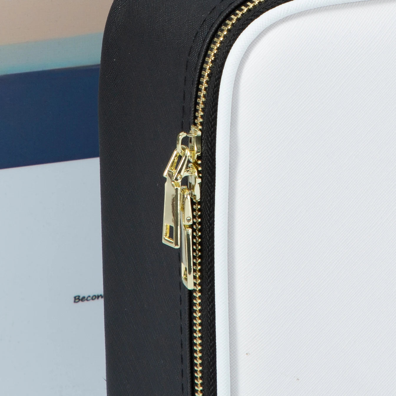 BeautyNoir - LED Vanity Black